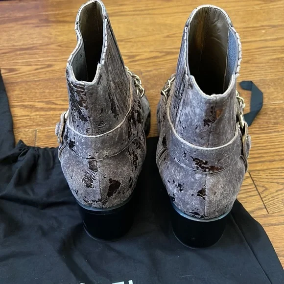 Chanel bootie - Picture 3 of 3